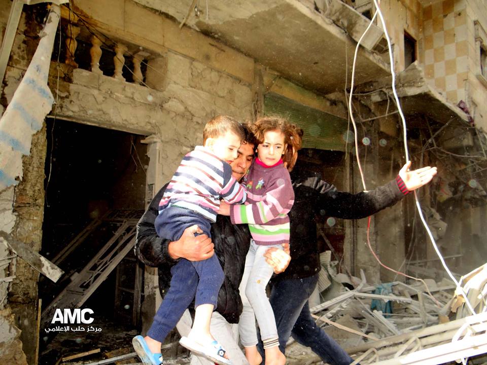 24 قتيلاً وعشرات الجرحى بقصف على حلب وريفها.. والمعارضة تتقدم
