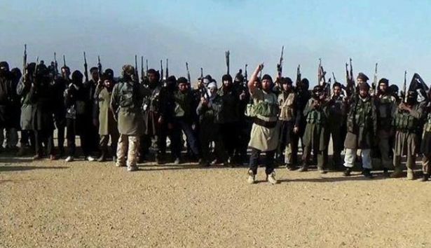 مخاوفٌ في البصرة… السيول قد تغمرُ حقول النفط