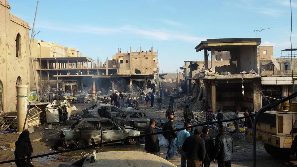 23 مدنياً قتلوا بغارات للنظام على الرقة