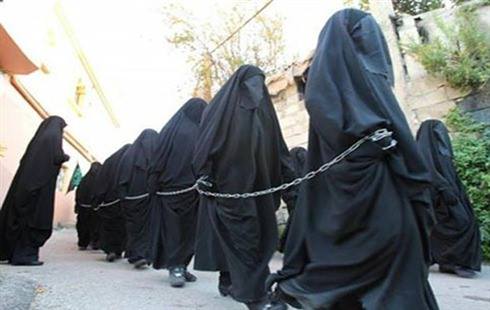 الديلي ميل: “داعش” يمارس العبودية الجنسية
