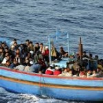 إنقاذ 194 سوري قرب السواحل الإيطالية