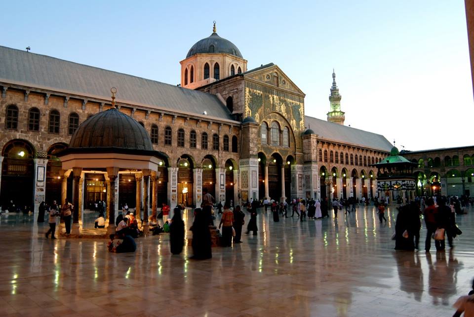 حسينية من داخل المسجد الأموي في دمشق