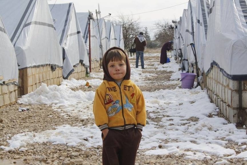أضرار في مخيمات اللاجئين السوريين في الأردن نتيجة تراكم الثلوج