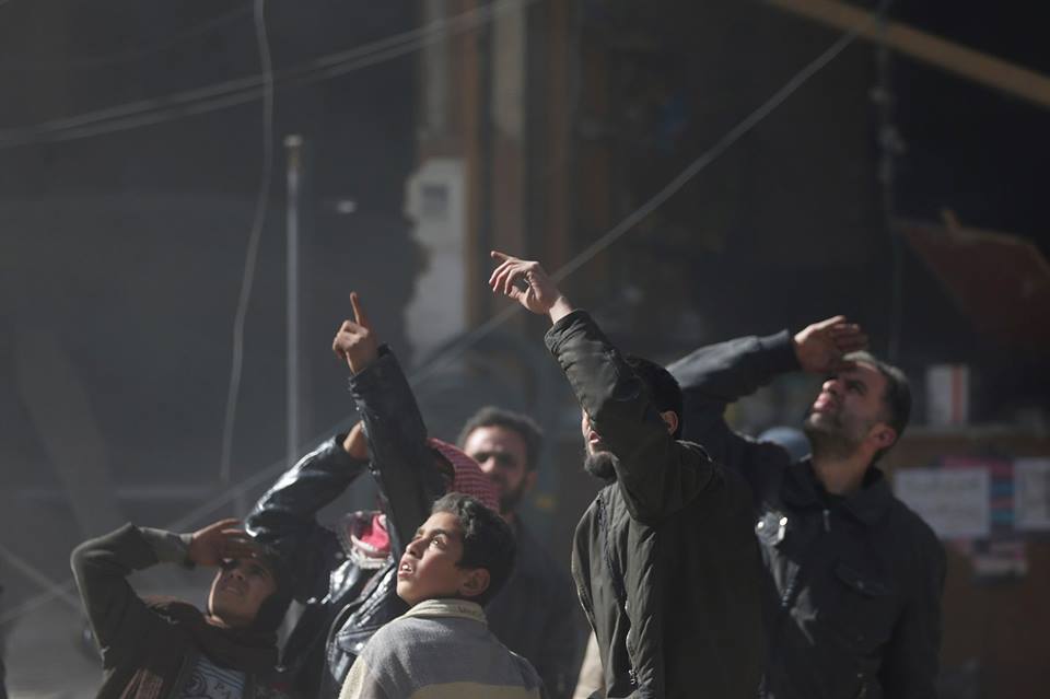 خلال غارة جوية على دوما/ بعدسة “بسام خبية”