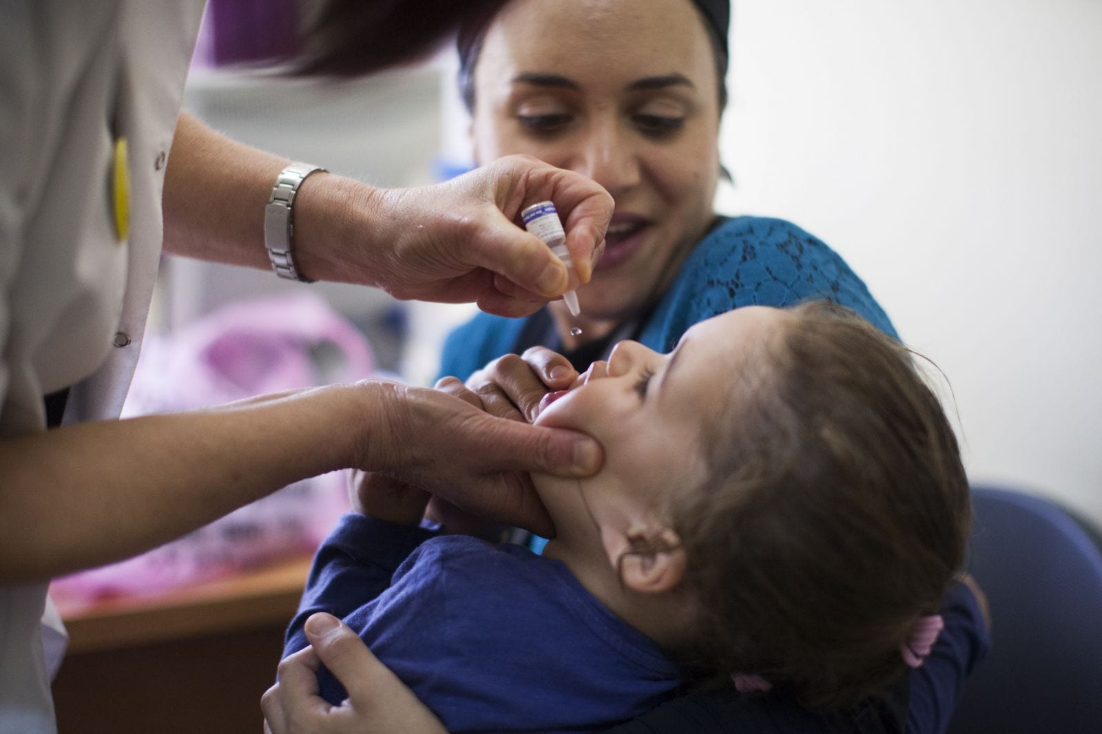 حملة جديدة للتطعيم ضد شلل الأطفال
