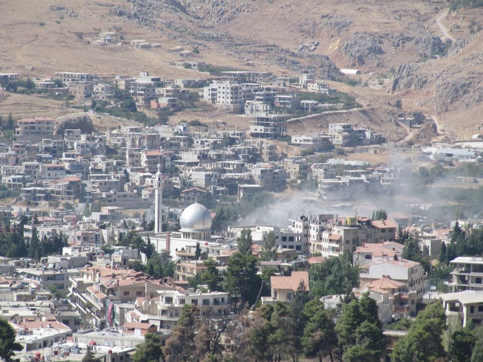النظام السوري يحشد قواته في محيط الزبداني بريف دمشق 