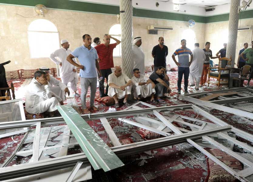 داعش يتبنى الهجوم الانتحاري في السعودية