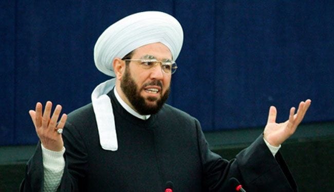 ميثاق الشرف الديني .. جديد النظام السوري
