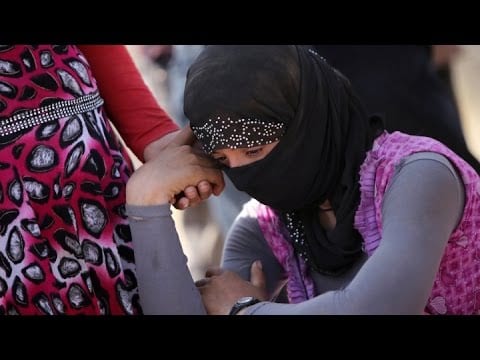 داعش يبيع النساء الأزيديات في الميادين خلال مزاد سرّي