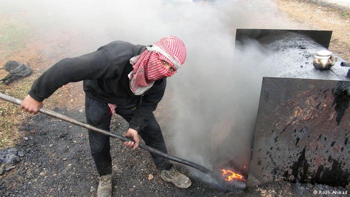 موظفو آبار داعش النفطية في ديرالزور يمتنعون عن العمل خوفاً من الخطف