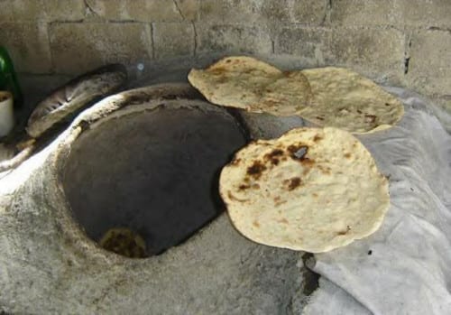 رمضان في ريف اللاذقية.. المياه من الينابيع والخبز من التنور