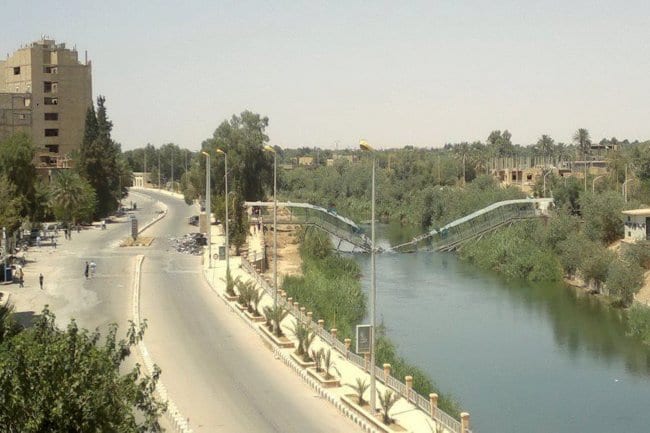 الجوع يفتك بأم و ابنها في دير الزور