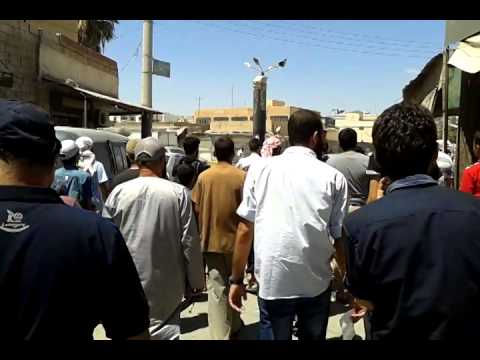 مظاهرة في سرمدا تطالب بخروج جبهة النصرة