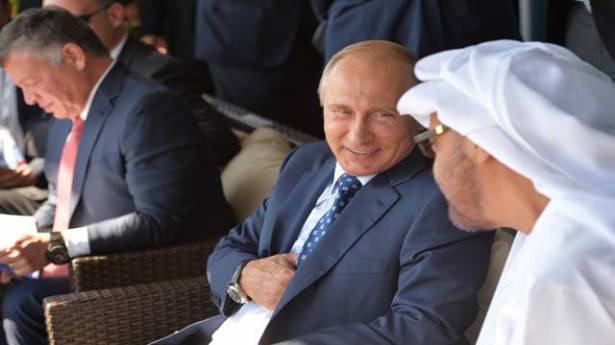 بوتين يستضيف زعماء الأردن والإمارات ومصر لبحث الملف السوري