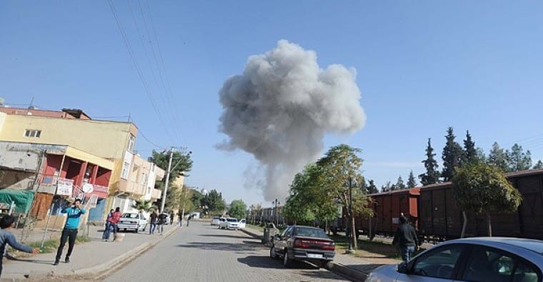 داعش يستهدف مدينة رأس العين بتفجيرين انتحاريين