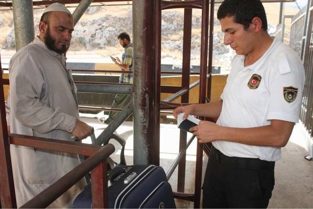 تركيا تعيد فتح معبر باب الهوى بعد أربعة أيام على إغلاقه