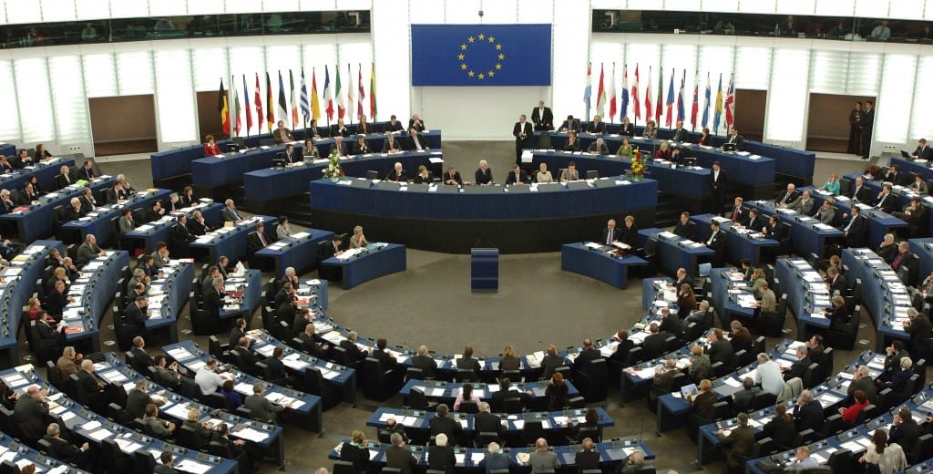 وزراء داخلية الاتحاد الأوروبي يتفقون على إعادة توطين 120 ألف لاجئ