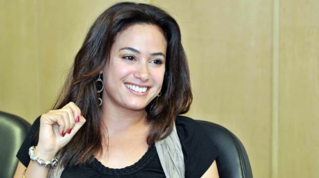 الفنانة هند صبري تتبرع بأجر فيلمها الأخير للاجئين السوريين