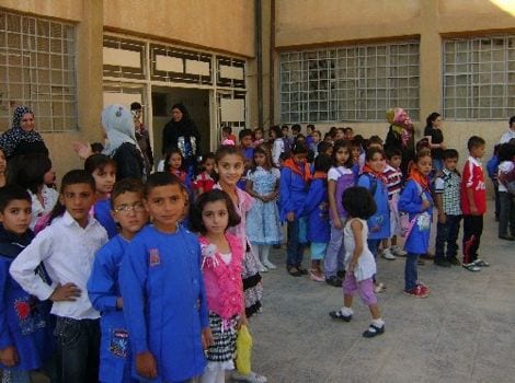 الإدارة الذاتية تقرر تغيير أسماء المدارس .. والنظام يهدد المدرسين العاملين معها بالفصل