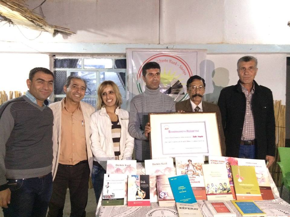  تكريم الباحث الكوردي صالح حيدو بحفل توقيع