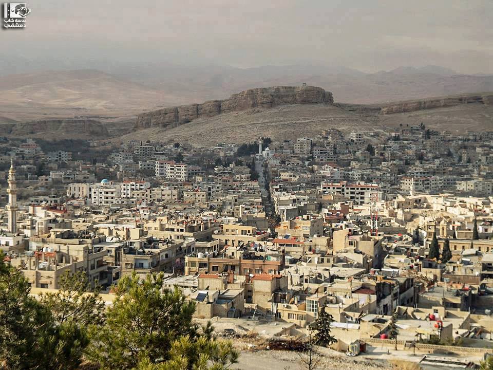 يبرود: حزب الله يعتقل 3 نساء بعد ضربهنّ بتهمة “تصوير مقراته”