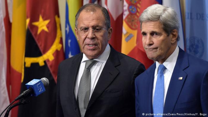 روسيا تتعهد بدعم المحادثات.. وكيري يقول إنه “لا طريقة لإنهاء الحرب بوجود الأسد”