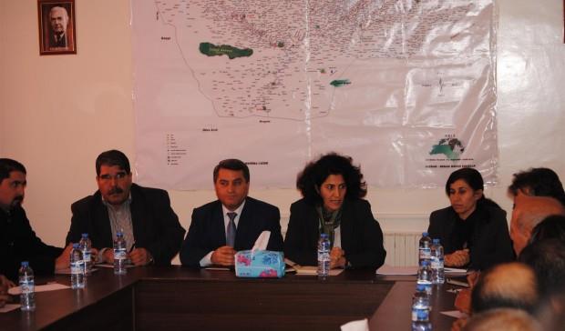 القامشلي: زيارة من رئاسة المؤتمر القومي الكردستاني لتقريب الأطراف الكردية
