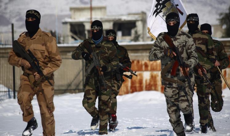 13 قتيلاً باشتباكات بين جيش تحرير الشام وجيش الإسلام في ريف دمشق