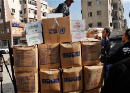 تجارة المواد الإغاثية تنتشر في أسواق دمشق