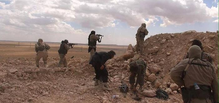 النظام يقتل قيادياً محلياً بارزاً في داعش بمدينة ديرالزور