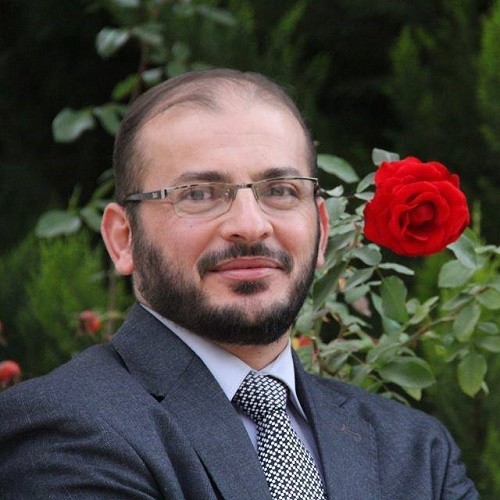 وفاة الإعلامي زاهر الشرقاط متأثراً بإصابته في غازي عنتاب.. وداعش يتبنى
