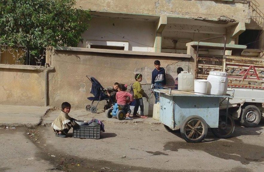 دير الزور: انقطاع للمياه ومادة الخبز والسبب نقص المحروقات