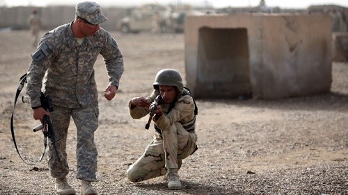 أمريكا تدرب مقاتلي المعارضة لمحاربة داعش