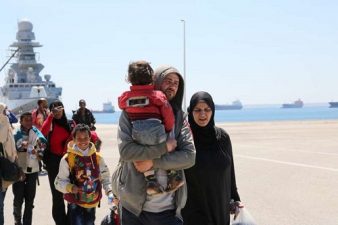 إيطاليا تستقبل 101 لاجئاً من لبنان ضمن مبادرة “ممرات إنسانية”
