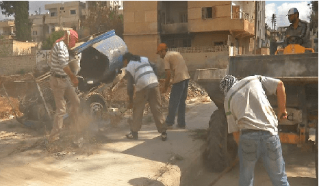 الهيئة العامة للدفاع المدني تتوقف عن جمع النفايات في مدينة درعا