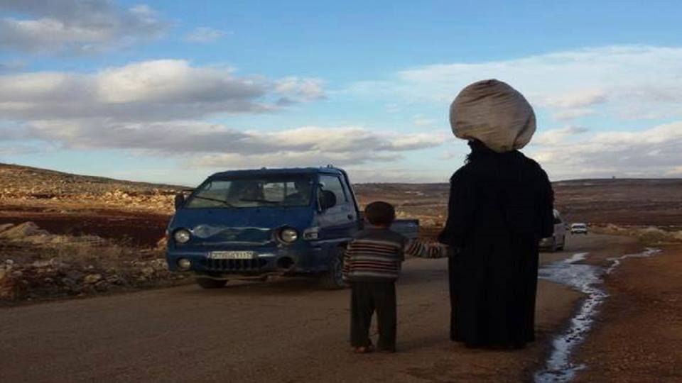 في ريف حماه الجنوبي..غلاء كبير بالأسعار وأسطوانة الغاز بـ13 ألف ليرة