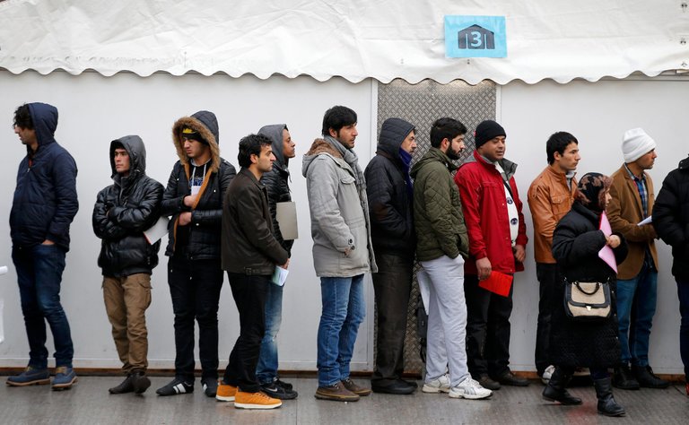تراجع كبير في عدد اللاجئين القادمين إلى ألمانيا