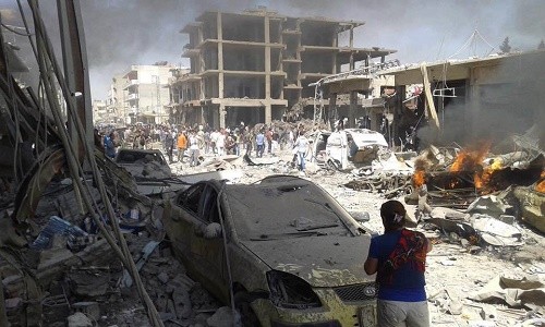 عشرات القتلى والجرحى جراء تفجير شاحنة مفخخة بالقامشلي