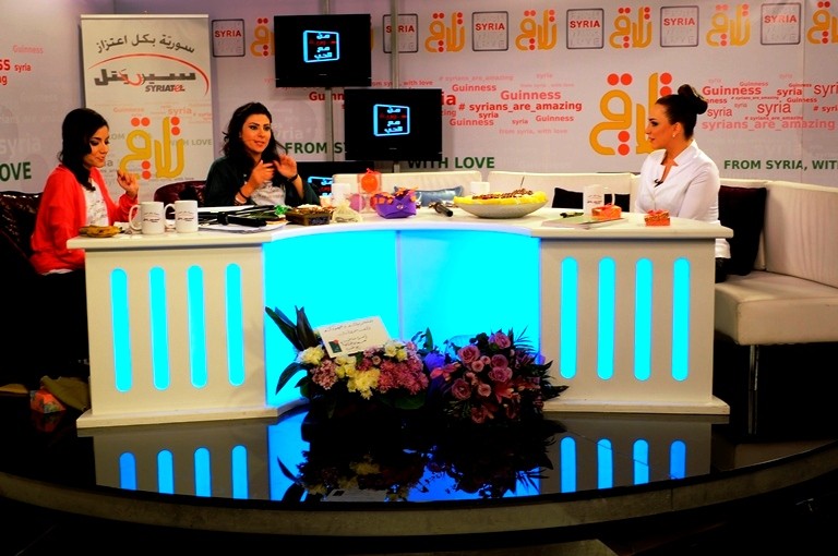 قرار بإيقاف بث قنوات تلفزيونية تابعة للنظام لأسباب اقتصادية