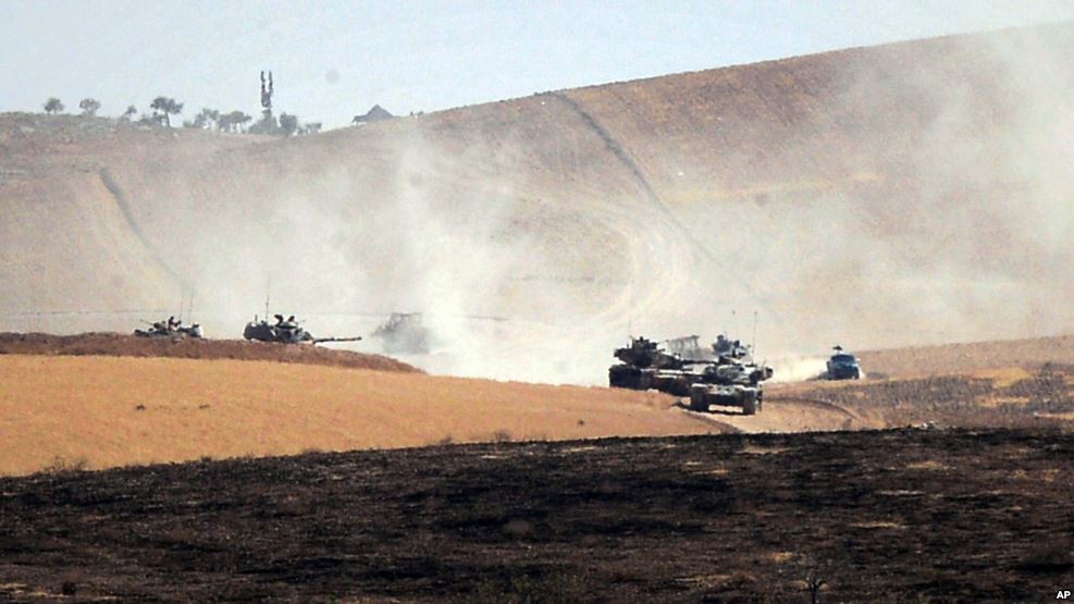 تركيا: المعارضة السورية تتقدم على حساب داعش.. والجيش التركي يدمر 103 أهداف للتنظيم