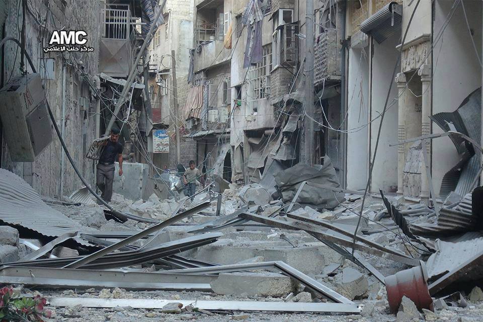 لأول مرة منذ دخول الهدنة: طيران النظام يقصف أحياء حلب.. وسقوط ضحايا مدنيين