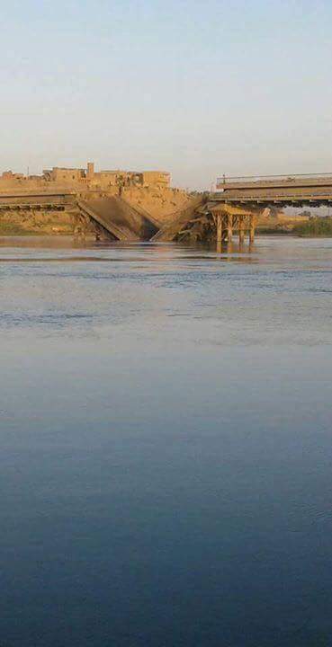 النظام يدين تدمير التحالف للجسور في دير الزور