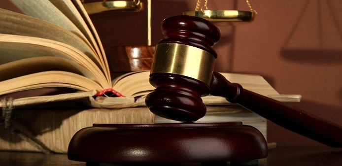 منح نحو ألف أذن سفر يومياً نصفها تتم بشهادات مزورة