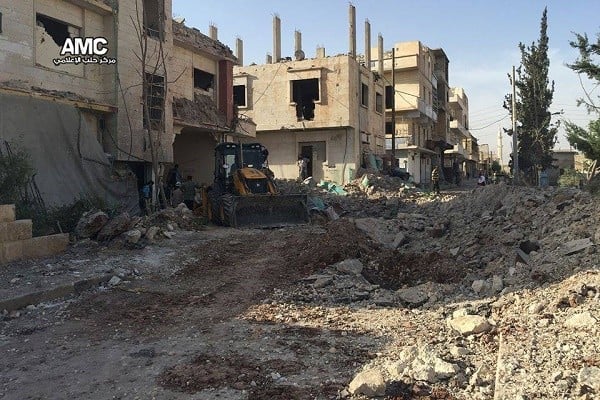 هجوم عنيف للنظام على حلب.. ومقتل مدنيين بقصف جوي ومدفعي