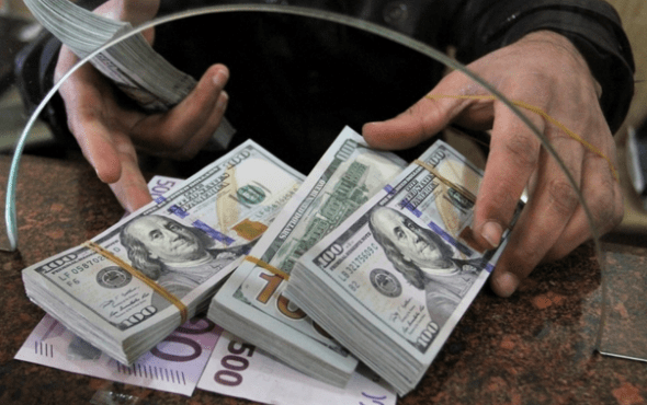 استقرار يسيطر على سوق القطع الأجنبي في سوريا