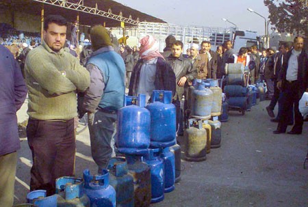 اسطوانة الغاز ترتفع لـ8 آلاف ليرة خلال اسبوع في درعا