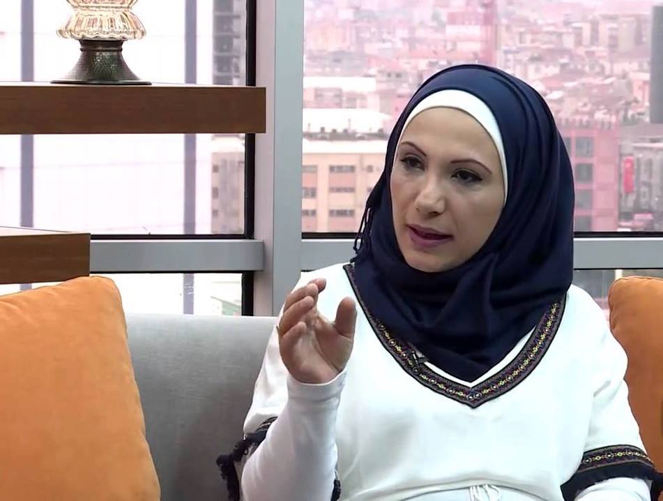 قصة صيدلانية سورية أنتجت 6 مستحضرات طبية مرخصة في تركيا