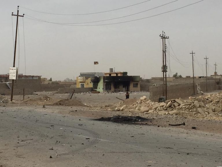 القوات العراقية تسيطر على ستة أحياء في الموصل.. وداعش يهاجم مواقع الحشد الشعبي