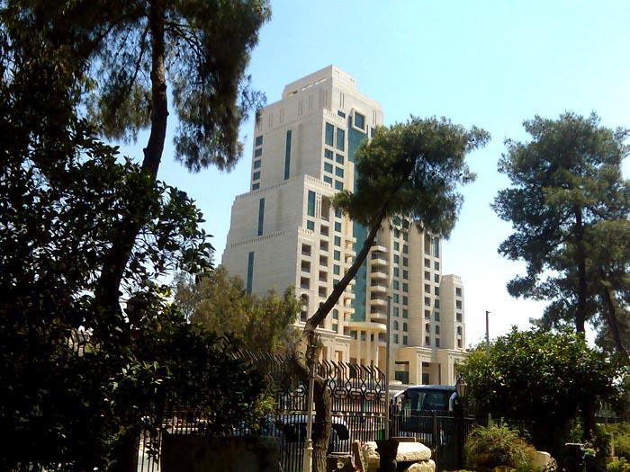 من نجمة إلى 5 نجوم.. أجرة الغرفة الفندقية تتراوح بين 4 و250 ألف ليرة في الليلة