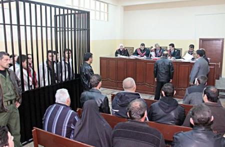 محامون تحولوا إلى سماسرة في قضايا الإرهاب ويتقاضون ملايين الليرات